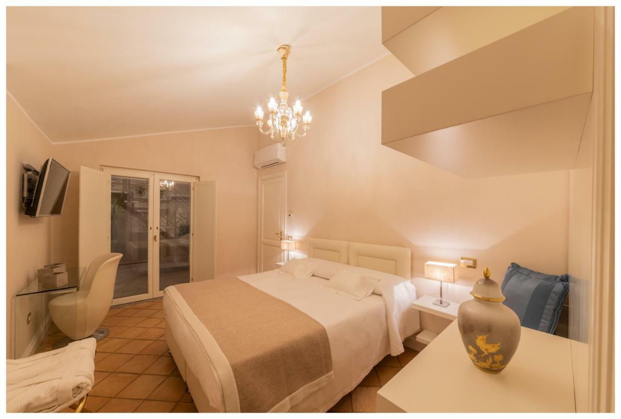 Boutique - Lodge & Suites Crotone Exterior photo